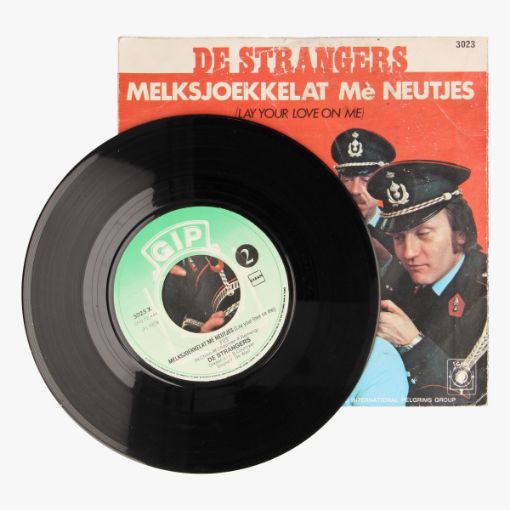 Afbeeldingen van Singel De Strangers bij de Rijkswacht ( in the navy)