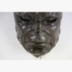 Afbeeldingen van Groot antiek hoofd uit de oudheid in plaaster