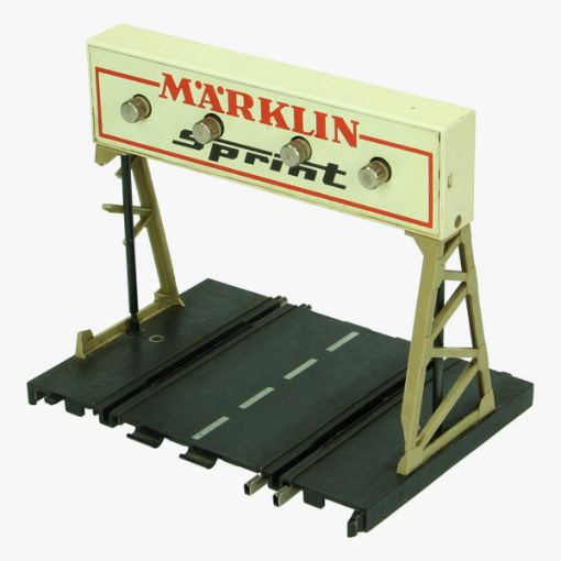Afbeeldingen van Marklin Sprint.Rondeteller 1545