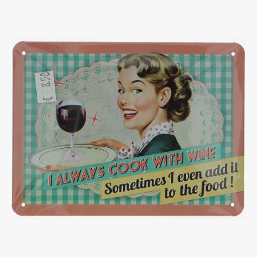 Afbeeldingen van blikken bordje i always cook with wine (repro)